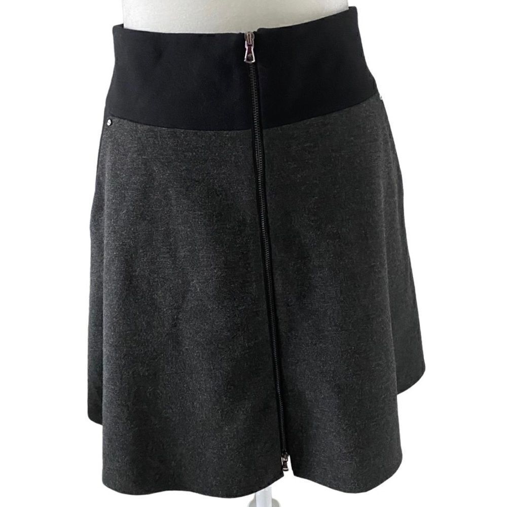 Kenneth Cole Gray Skirt Circle Black Trim Mini Y2K SZ 4
